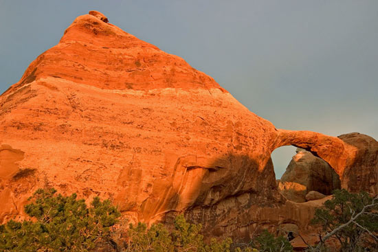 - Double O Arch at Sunset, Arches NP -