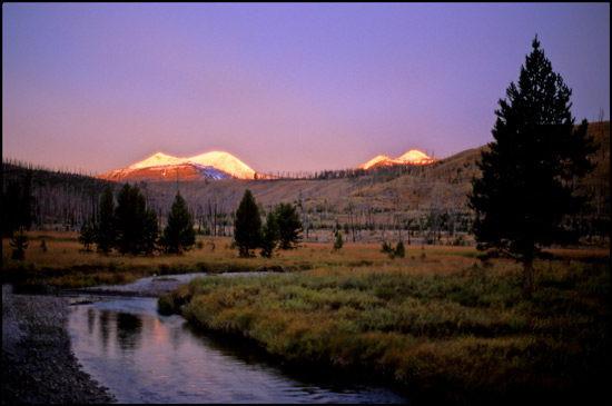 - First Light on Dome Mountain & Mt. Holmes, Yellowstone NP -